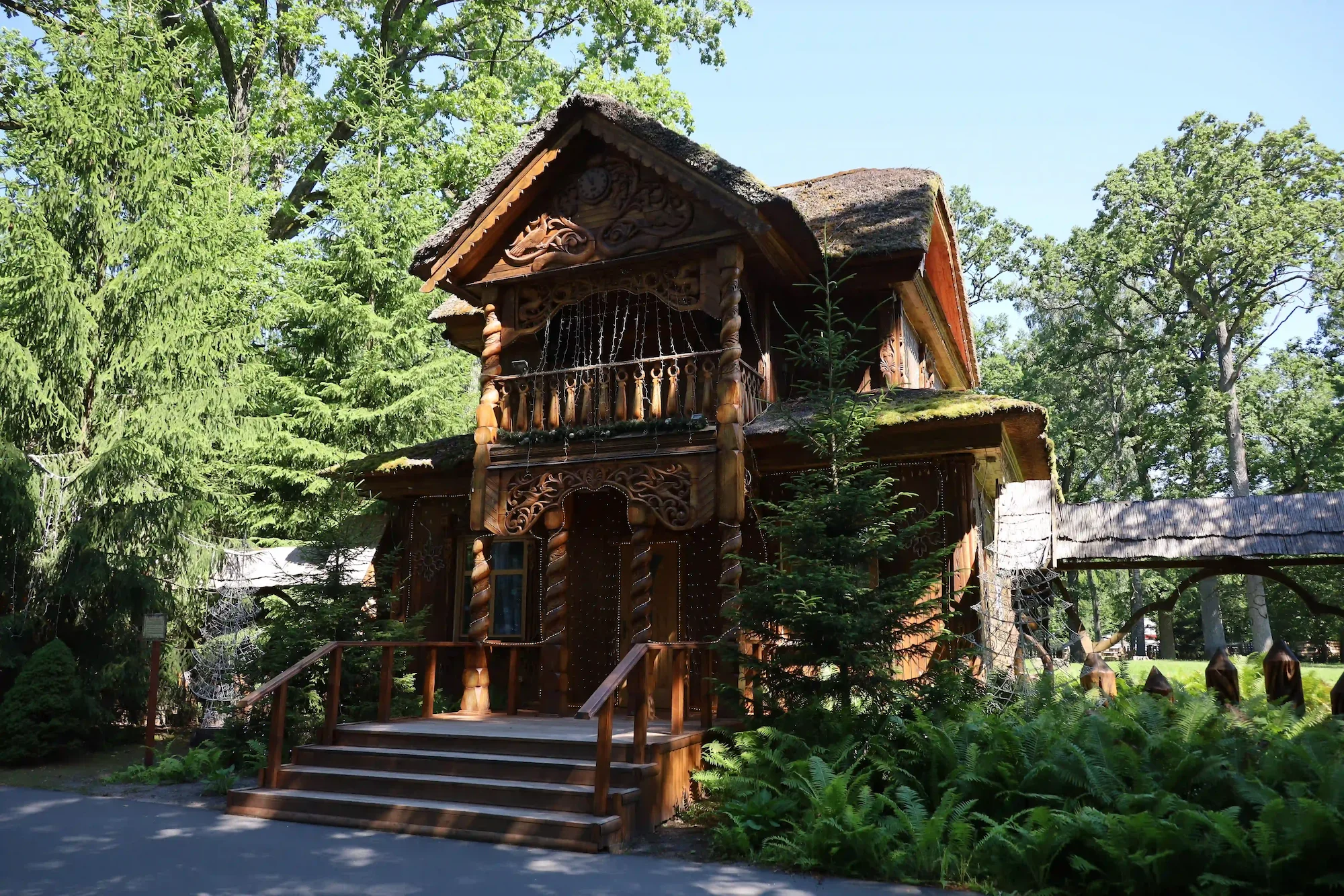 Избушка Деда Мороза в Поместье.