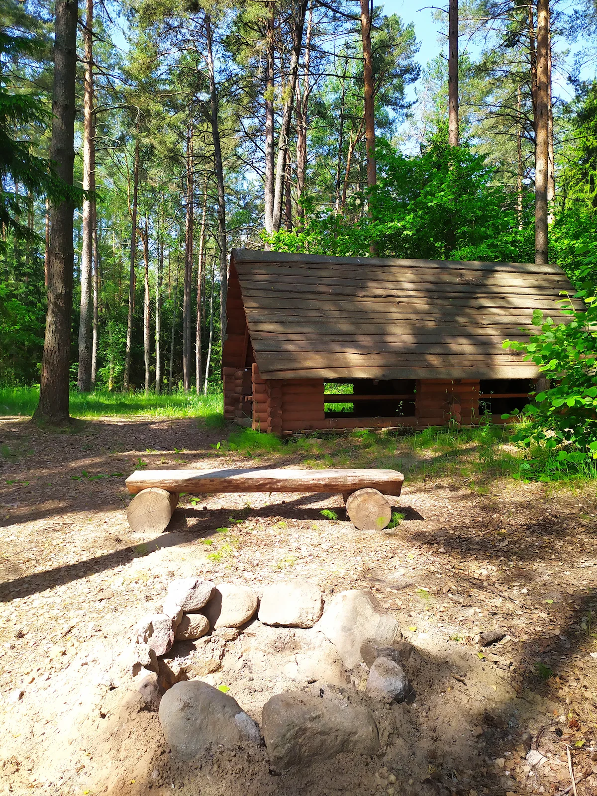 «Весёлая» — не просто название, а суть нашего отдыха. Туристическая стоянка для позитивных людей.