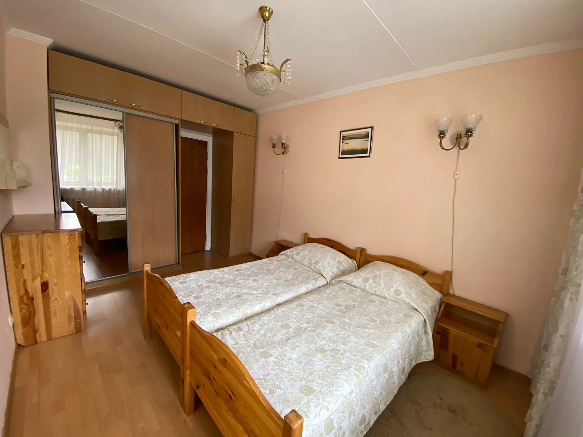 Стандартный номер с двуспальной кроватью и балконом в Корпусе 2