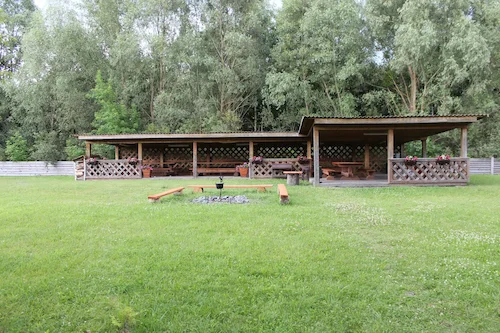 Gazebo (TC «Khlupinskaya Buda»)