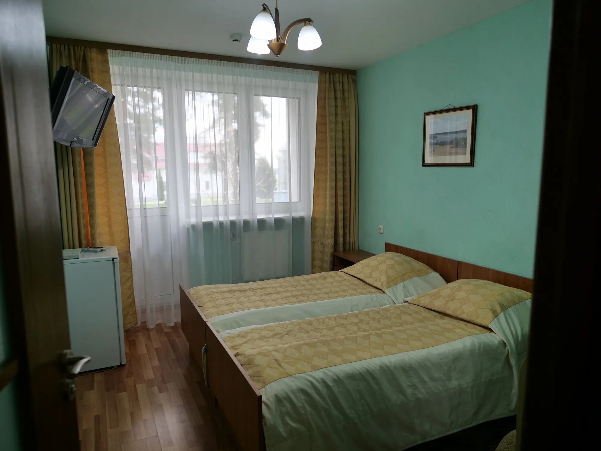 Номер «Эконом»: Номер эконом-класса с двумя кроватями в Корпусе 2 «Дривяты»