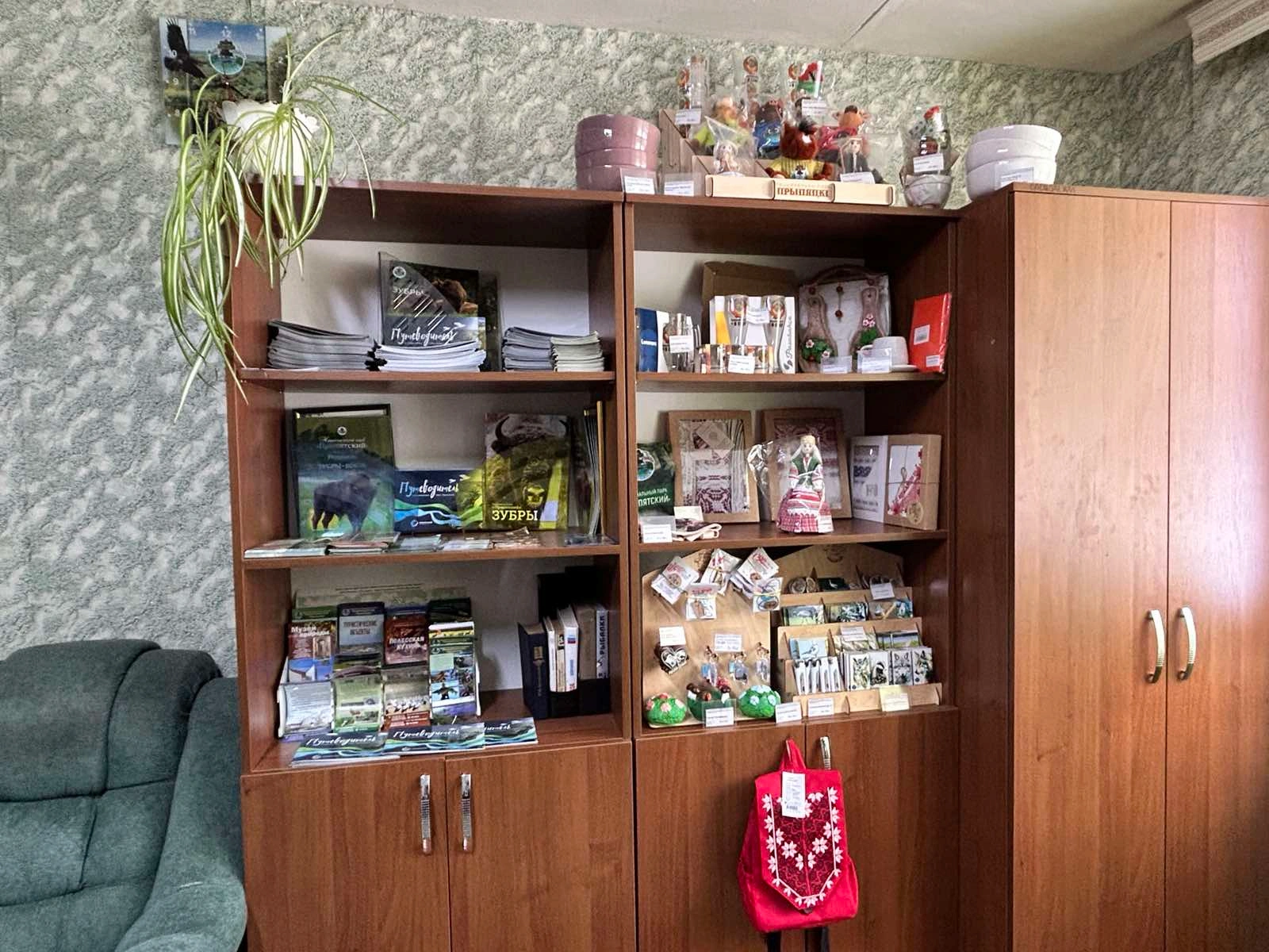 Киоск «Сувениры» (туристический комплекс «Хлупинская Буда»)