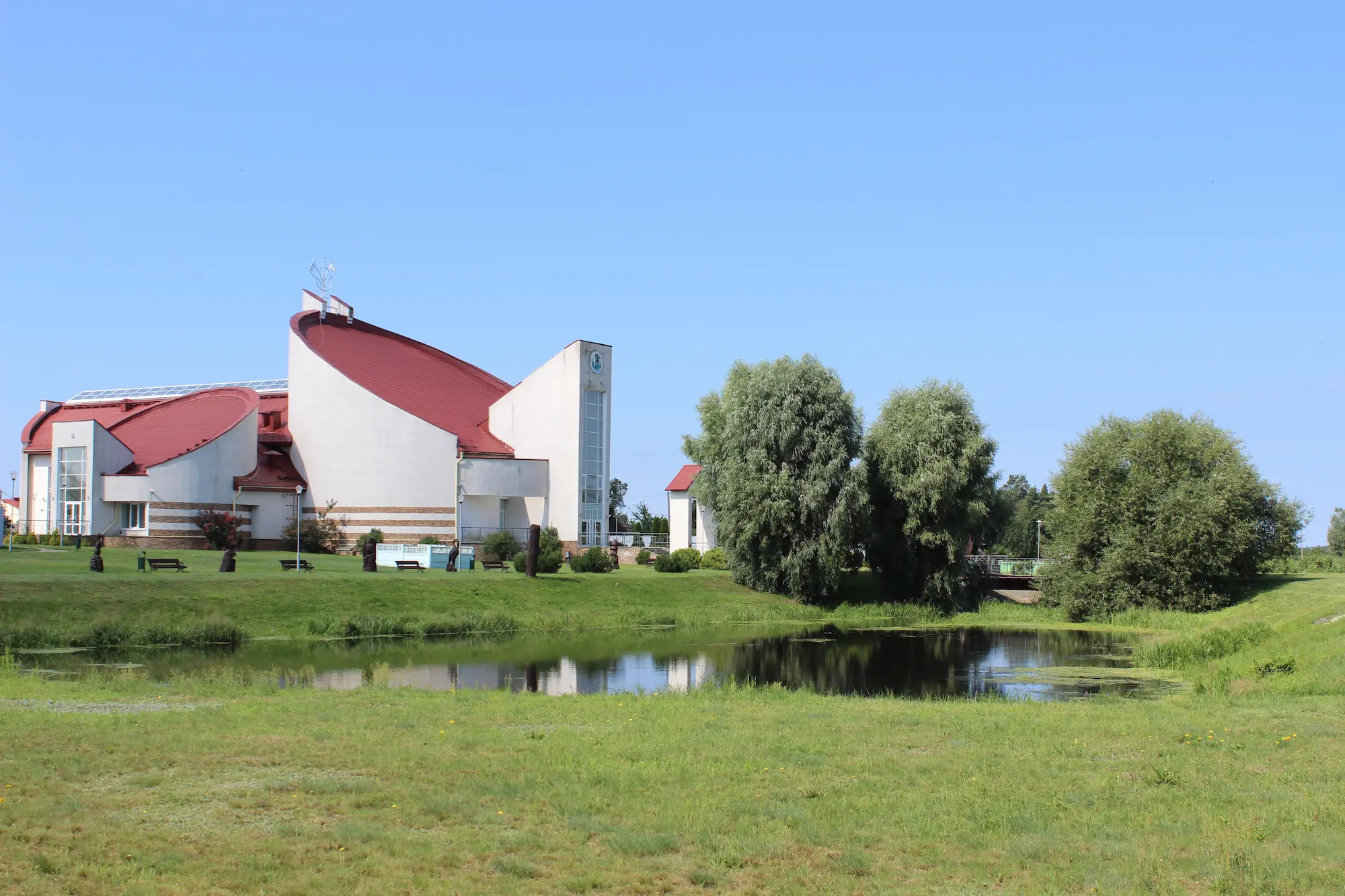 Музей природы как архитектурная достопримечательность и научный центр.