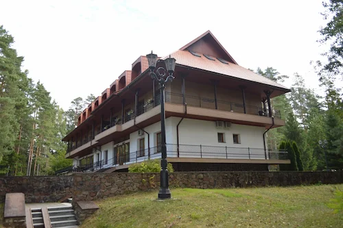 Теннисный корт (ГК «Плавно»)