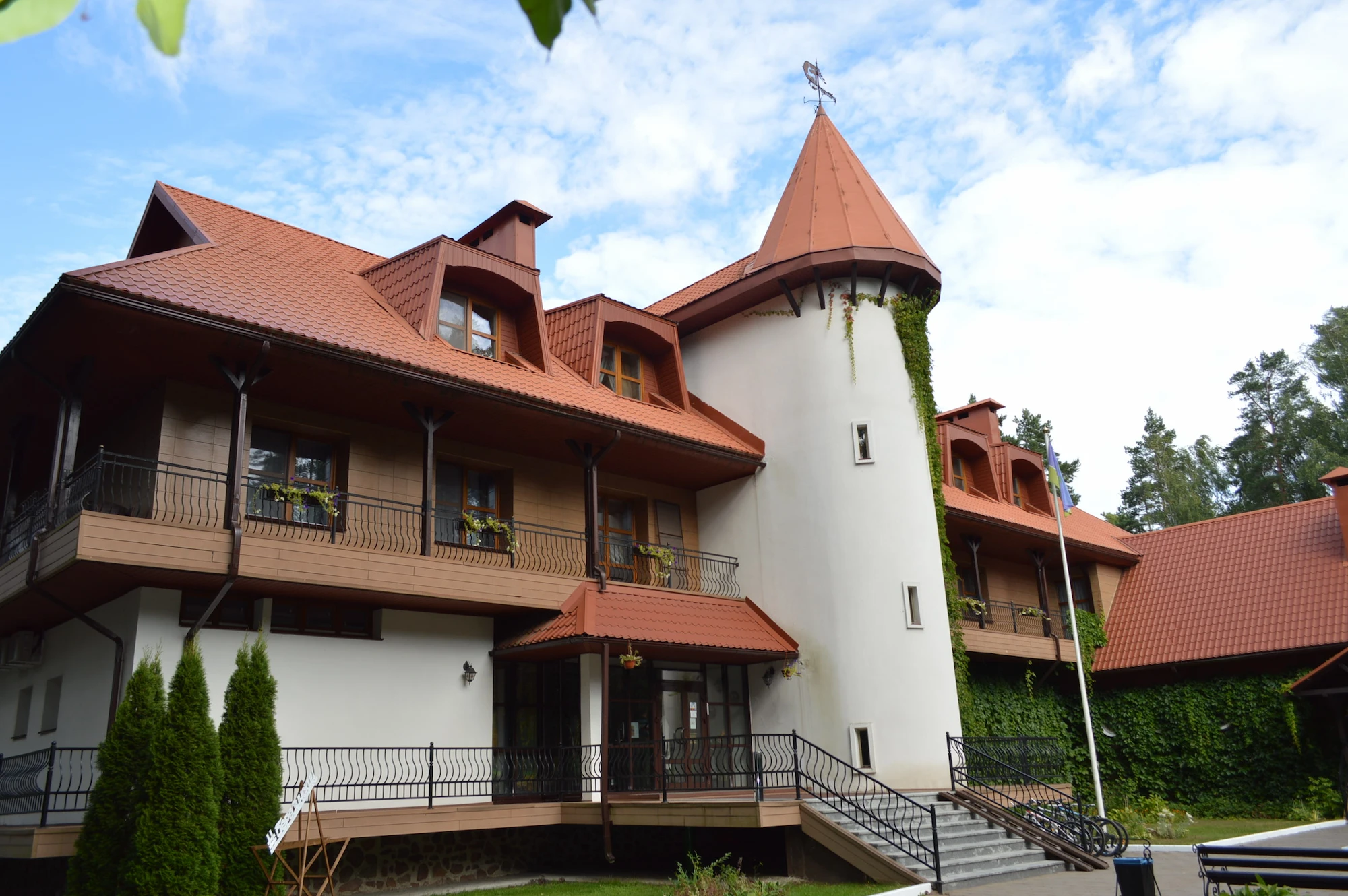 Сувенирная лавка в отеле «Плавно».