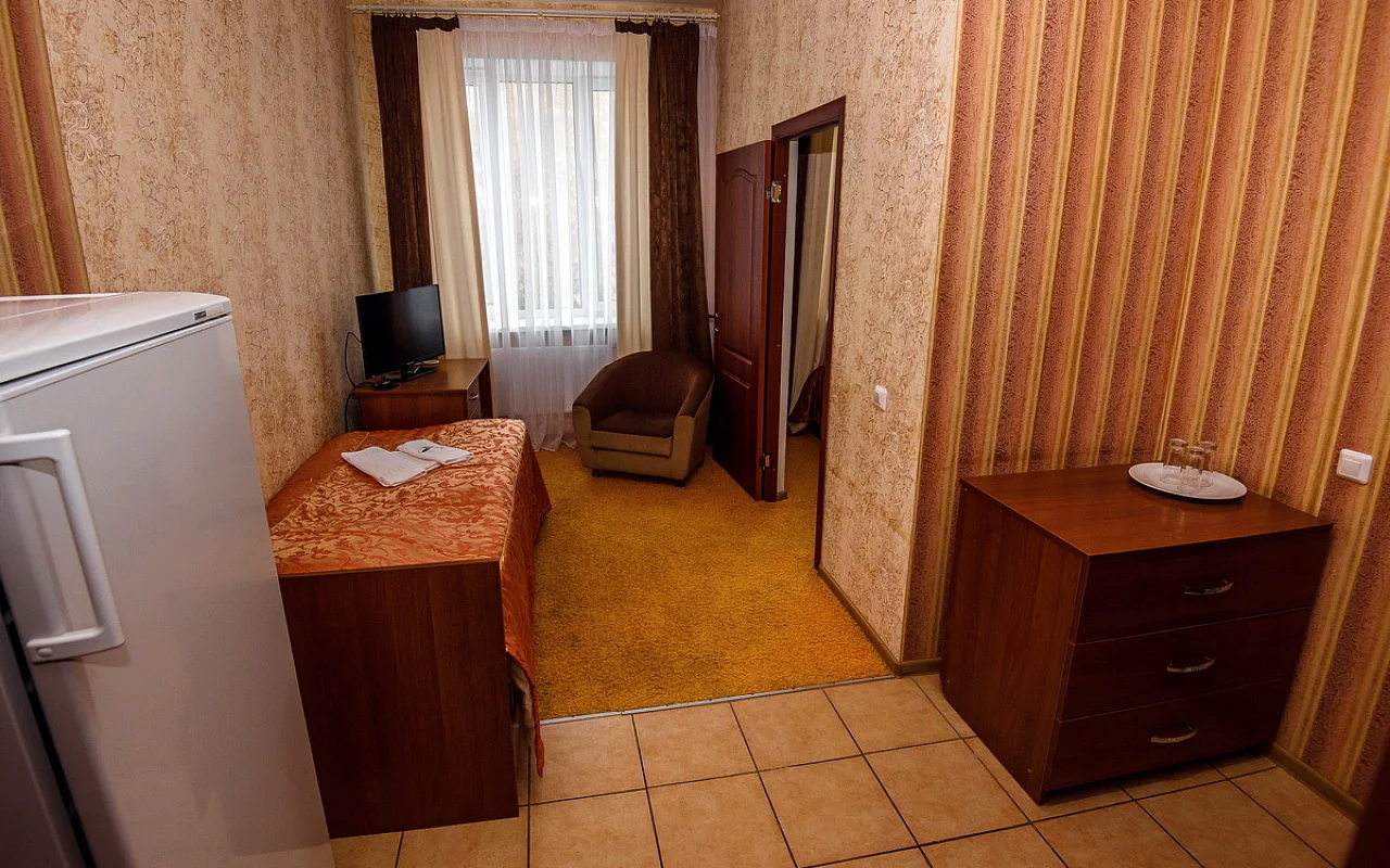 Инфографика: что входит в «плюс» вашего отдыха в нашем комплексе — от экскурсий до спа.